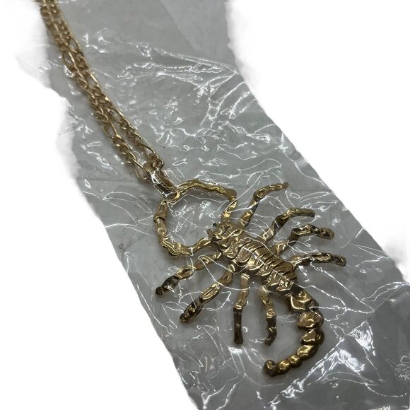 Scorpion Necklace Gold Tone 30” Chain Large Pendant Hip Hop Bling Pirate Funky - Picture 2 of 14